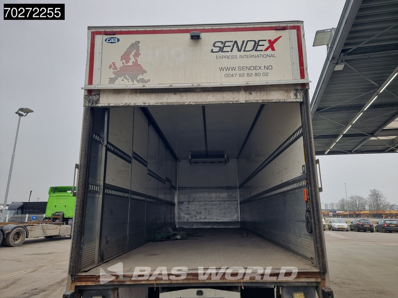 Mercedes-Benz Actros 2036 4X2 19.5tonner 2000kg Ladebordwand Xenon StreamSpace Euro 6 - Koelwagen vrachtwagen: afbeelding 5 Mercedes-Benz Actros 2036 4X2 19.5tonner 2000kg Ladebordwand Xenon StreamSpace Euro 6 - Koelwagen vrachtwagen: afbeelding 5