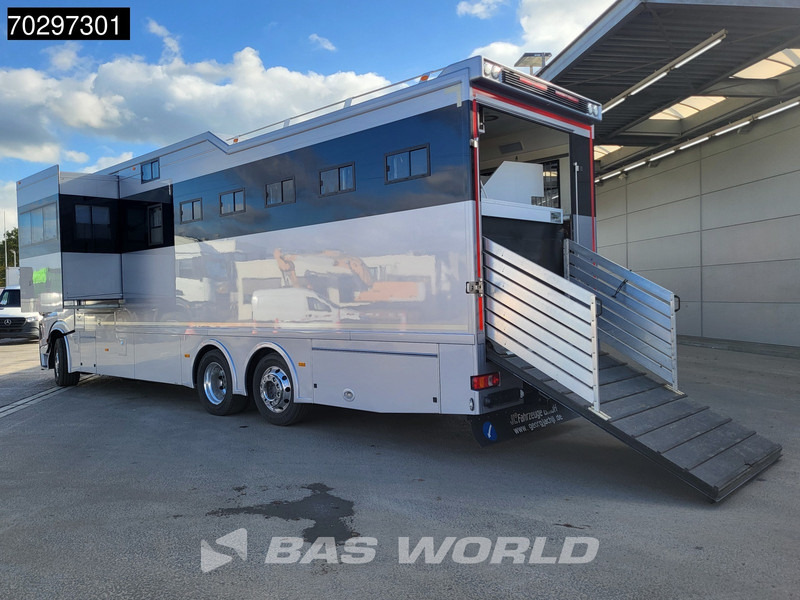 Mercedes-Benz Actros 2551 6X2 Pferdetransport Horse truck + Living Standairco Navi ACC Automatic Euro 6 - Paardenvrachtwagen: afbeelding 2 Mercedes-Benz Actros 2551 6X2 Pferdetransport Horse truck + Living Standairco Navi ACC Automatic Euro 6 - Paardenvrachtwagen: afbeelding 2