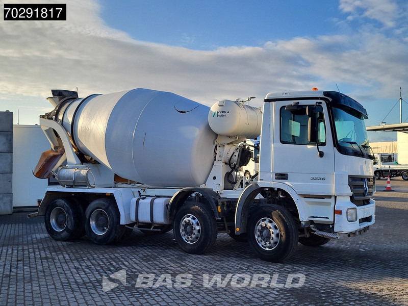 Mercedes-Benz Actros 3236 8X4 9m3 Stetter Mixer Retarder Steelsuspension Big-Axle Euro 3 - Betonmixer: afbeelding 3 Mercedes-Benz Actros 3236 8X4 9m3 Stetter Mixer Retarder Steelsuspension Big-Axle Euro 3 - Betonmixer: afbeelding 3