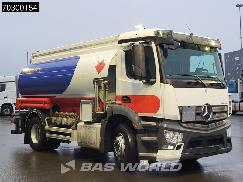 Mercedes-Benz Antos 1824 4X2 13500ltr Fuel tanker 4 comparments ADR Automatic Euro 6 - Tankwagen: afbeelding 3 Mercedes-Benz Antos 1824 4X2 13500ltr Fuel tanker 4 comparments ADR Automatic Euro 6 - Tankwagen: afbeelding 3