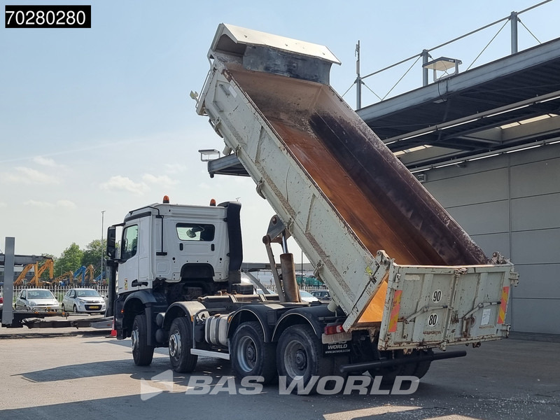 Mercedes-Benz Arocs 3240 8X4 12m3 3-Side Tipper Automatic Euro 6 - Kipper vrachtwagen: afbeelding 3 Mercedes-Benz Arocs 3240 8X4 12m3 3-Side Tipper Automatic Euro 6 - Kipper vrachtwagen: afbeelding 3