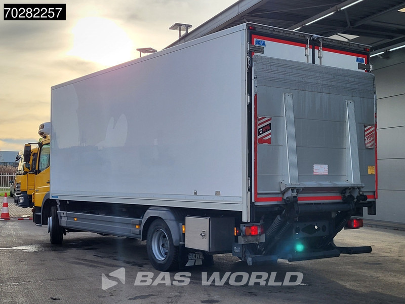 Mercedes-Benz Atego 1324 4X2 Thermo-King T-1200R Ladebordwand Manual Airco Euro 5 - Koelwagen vrachtwagen: afbeelding 2 Mercedes-Benz Atego 1324 4X2 Thermo-King T-1200R Ladebordwand Manual Airco Euro 5 - Koelwagen vrachtwagen: afbeelding 2