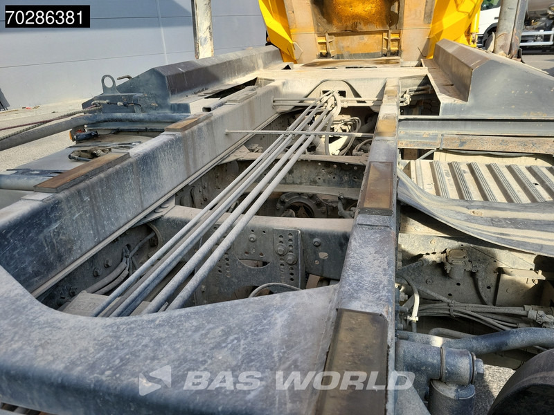 Renault Kerax 480 8X4 16m3 tipper Retarder Optibrake+ Big-Axle Steelsuspension Euro 5 - Kipper vrachtwagen: afbeelding 5 Renault Kerax 480 8X4 16m3 tipper Retarder Optibrake+ Big-Axle Steelsuspension Euro 5 - Kipper vrachtwagen: afbeelding 5