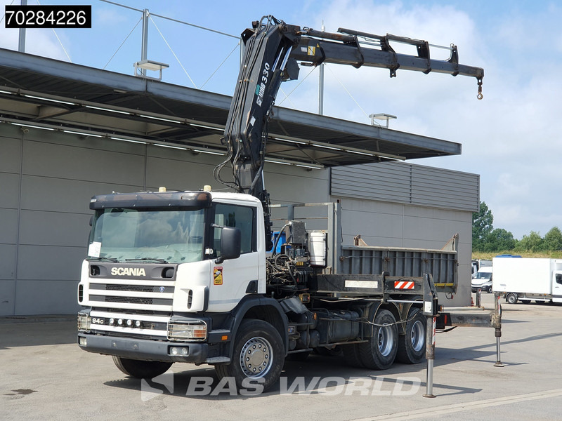 Scania P94 6X4 Hiab 330-4 Kran Crane 9m3 tipper Manual Steelsuspension Euro 3 - Kipper vrachtwagen, Kraanwagen: afbeelding 1 Scania P94 6X4 Hiab 330-4 Kran Crane 9m3 tipper Manual Steelsuspension Euro 3 - Kipper vrachtwagen, Kraanwagen: afbeelding 1