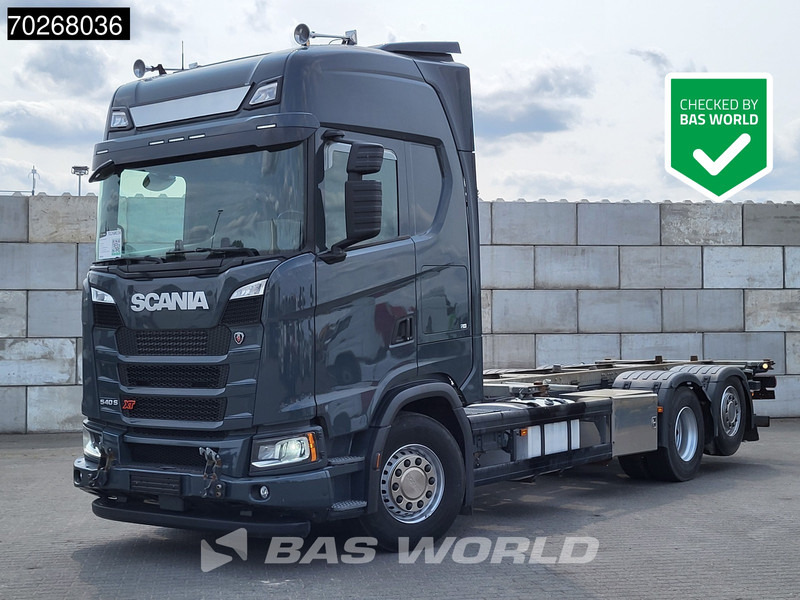 Scania S540 6X2 Retarder Euro 6 ACC Navi ADR Euro 6 - Containertransporter/ Wissellaadbak vrachtwagen: afbeelding 1 Scania S540 6X2 Retarder Euro 6 ACC Navi ADR Euro 6 - Containertransporter/ Wissellaadbak vrachtwagen: afbeelding 1