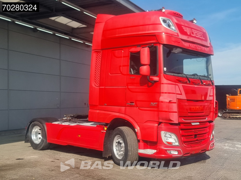 DAF XF 460 4X2 SSC Retarder 2xTanks Standklima Euro 6 - Trekker: afbeelding 3 DAF XF 460 4X2 SSC Retarder 2xTanks Standklima Euro 6 - Trekker: afbeelding 3