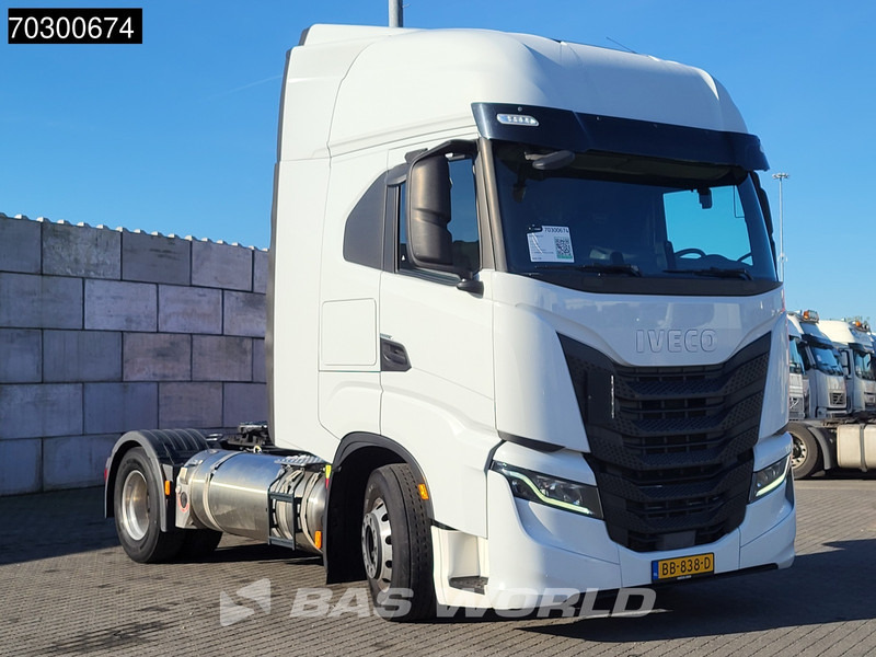 Iveco S-Way 460 NP 4X2 LNG! NL-Truck Retarder 2xTanks ACC LED Euro 6 - Trekker: afbeelding 3 Iveco S-Way 460 NP 4X2 LNG! NL-Truck Retarder 2xTanks ACC LED Euro 6 - Trekker: afbeelding 3