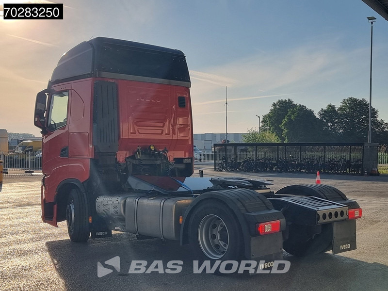 Iveco S-Way 490 4X2 DAMAGED! chassis bent 2x Tanks LED Navi Euro 6 - Trekker: afbeelding 2 Iveco S-Way 490 4X2 DAMAGED! chassis bent 2x Tanks LED Navi Euro 6 - Trekker: afbeelding 2