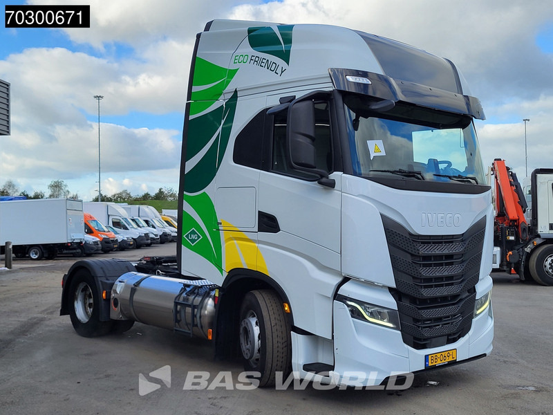 Iveco S-Way NP 460 4X2 LNG! NL-Truck Retarder 2xTanks ACC LED Euro 6 - Trekker: afbeelding 3 Iveco S-Way NP 460 4X2 LNG! NL-Truck Retarder 2xTanks ACC LED Euro 6 - Trekker: afbeelding 3