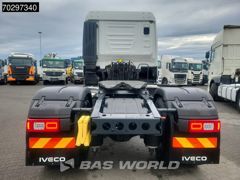 Iveco X-Way 500 4X2 NEW! Retarder Big-Axle Standklima MirrorCam Navi LED ACC Euro 6 - Trekker: afbeelding 3 Iveco X-Way 500 4X2 NEW! Retarder Big-Axle Standklima MirrorCam Navi LED ACC Euro 6 - Trekker: afbeelding 3