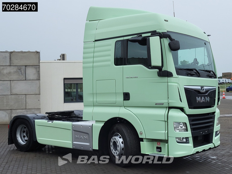 MAN TGX 18.460 TGX 4X2 XLX Retarder 2xTanks Standklima Euro 6 - Trekker: afbeelding 2 MAN TGX 18.460 TGX 4X2 XLX Retarder 2xTanks Standklima Euro 6 - Trekker: afbeelding 2