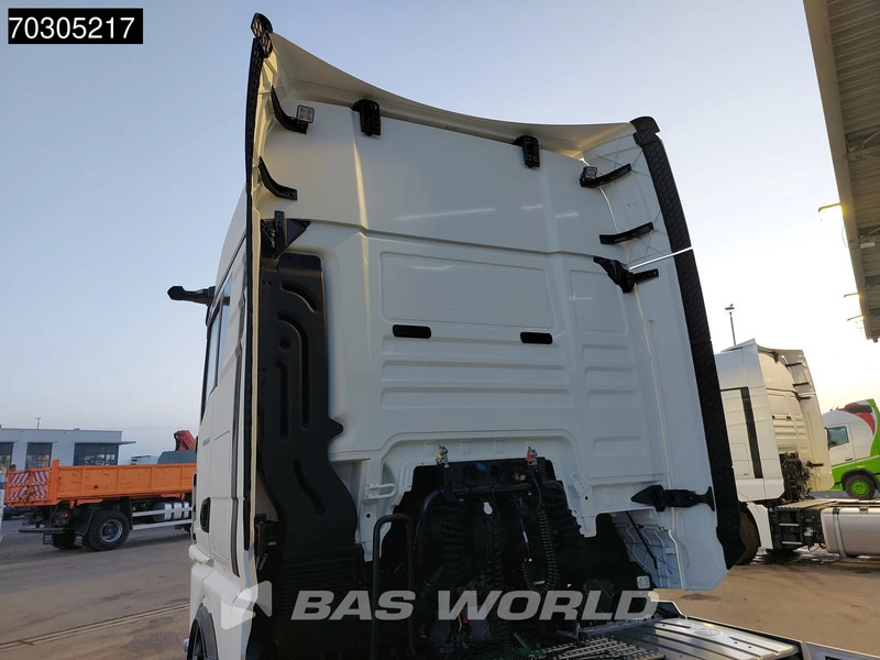 MAN TGX 18.520 4X2 NEW! GX Retarder 2x Tanks Alcoa Standklima MirrorCam Navi LED - Trekker: afbeelding 5 MAN TGX 18.520 4X2 NEW! GX Retarder 2x Tanks Alcoa Standklima MirrorCam Navi LED - Trekker: afbeelding 5