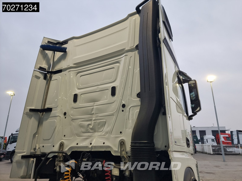 Mercedes-Benz Actros 1842 4X2 GigaSpace 2x Tanks Standklima - Trekker: afbeelding 5 Mercedes-Benz Actros 1842 4X2 GigaSpace 2x Tanks Standklima - Trekker: afbeelding 5