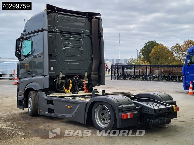 Mercedes-Benz Actros 1842 4X2 Mega GigaSpace Retarder 2xTanks ACC Euro 6 - Trekker: afbeelding 2 Mercedes-Benz Actros 1842 4X2 Mega GigaSpace Retarder 2xTanks ACC Euro 6 - Trekker: afbeelding 2