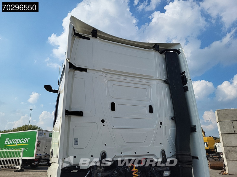 Mercedes-Benz Actros 1845 4X2 GigaSpace Mega Retarder 2x Tanks Standklima Xenon Euro 6 - Trekker: afbeelding 5 Mercedes-Benz Actros 1845 4X2 GigaSpace Mega Retarder 2x Tanks Standklima Xenon Euro 6 - Trekker: afbeelding 5