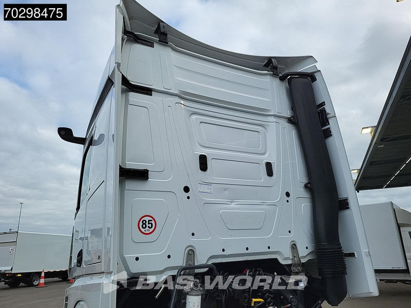 Mercedes-Benz Actros 1845 4X2 StreamSpace 2xTanks MirrorCam Standklima Euro 6 - Trekker: afbeelding 3 Mercedes-Benz Actros 1845 4X2 StreamSpace 2xTanks MirrorCam Standklima Euro 6 - Trekker: afbeelding 3