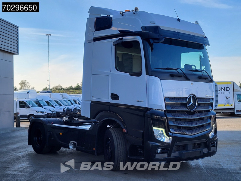 Mercedes-Benz Actros 1848 4X2 BigSpace Retarder Standklima MirrorCam ACC Xenon Euro 6 - Trekker: afbeelding 3 Mercedes-Benz Actros 1848 4X2 BigSpace Retarder Standklima MirrorCam ACC Xenon Euro 6 - Trekker: afbeelding 3