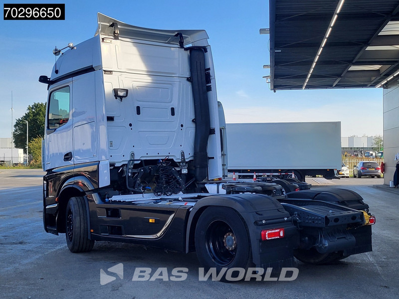 Mercedes-Benz Actros 1848 4X2 BigSpace Retarder Standklima MirrorCam ACC Xenon Euro 6 - Trekker: afbeelding 2 Mercedes-Benz Actros 1848 4X2 BigSpace Retarder Standklima MirrorCam ACC Xenon Euro 6 - Trekker: afbeelding 2