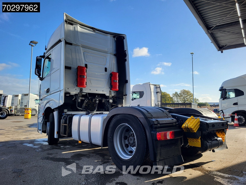 Mercedes-Benz Actros 1851 Actros 4X2 GigaSpace ADR 2xTanks Xenon Euro 6 - Trekker: afbeelding 2 Mercedes-Benz Actros 1851 Actros 4X2 GigaSpace ADR 2xTanks Xenon Euro 6 - Trekker: afbeelding 2