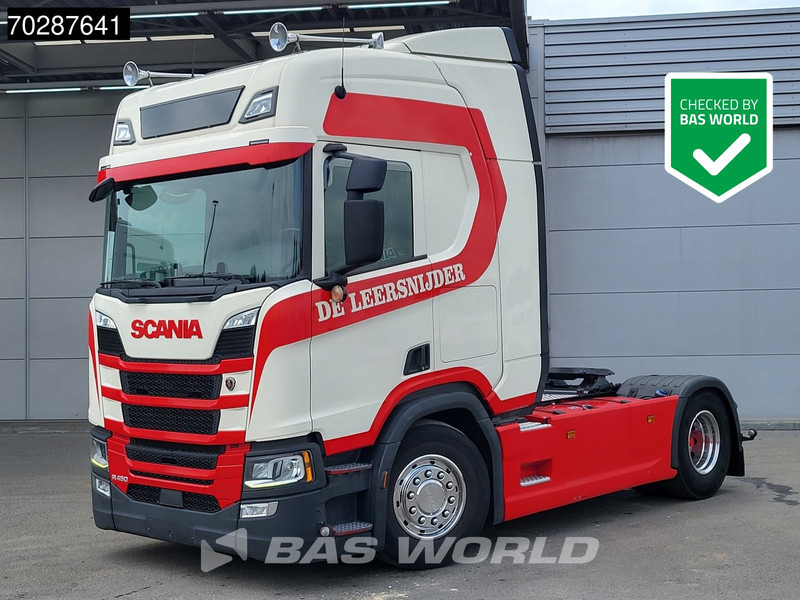 Scania R450 4X2 Retarder 2x Tanks Standklima LED Navi - Trekker: afbeelding 1 Scania R450 4X2 Retarder 2x Tanks Standklima LED Navi - Trekker: afbeelding 1