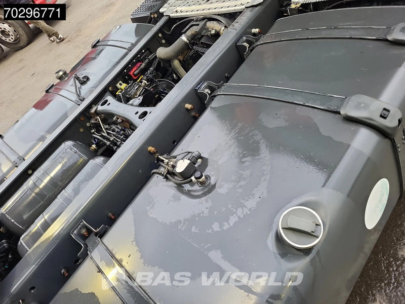 Trekker Scania R450 R 4X2 Mega Retarder 2xTanks ACC Standklima Navi Euro 6: afbeelding 13 Trekker Scania R450 R 4X2 Mega Retarder 2xTanks ACC Standklima Navi Euro 6: afbeelding 13