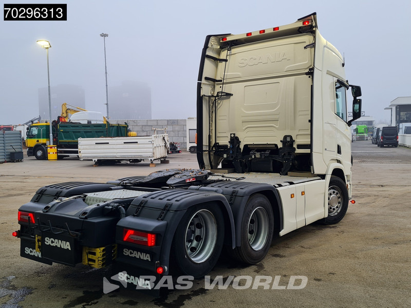 Scania R590 6X2 WB315! Retarder Full-Air 2xTanks Leather ACC Navi LED Euro 6 - Trekker: afbeelding 5 Scania R590 6X2 WB315! Retarder Full-Air 2xTanks Leather ACC Navi LED Euro 6 - Trekker: afbeelding 5