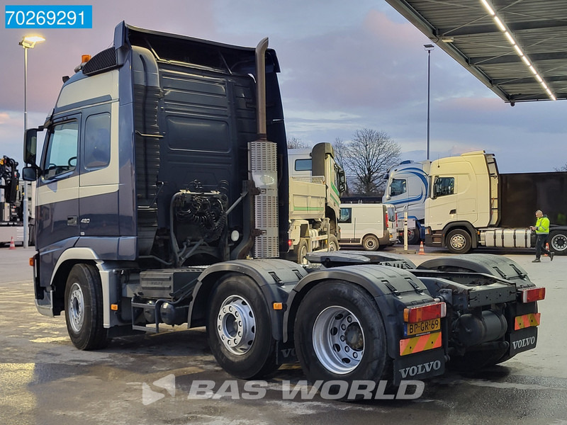 Volvo FH 420 6X2 NL-Truck Manual VEB Euro 3 - Trekker: afbeelding 2 Volvo FH 420 6X2 NL-Truck Manual VEB Euro 3 - Trekker: afbeelding 2
