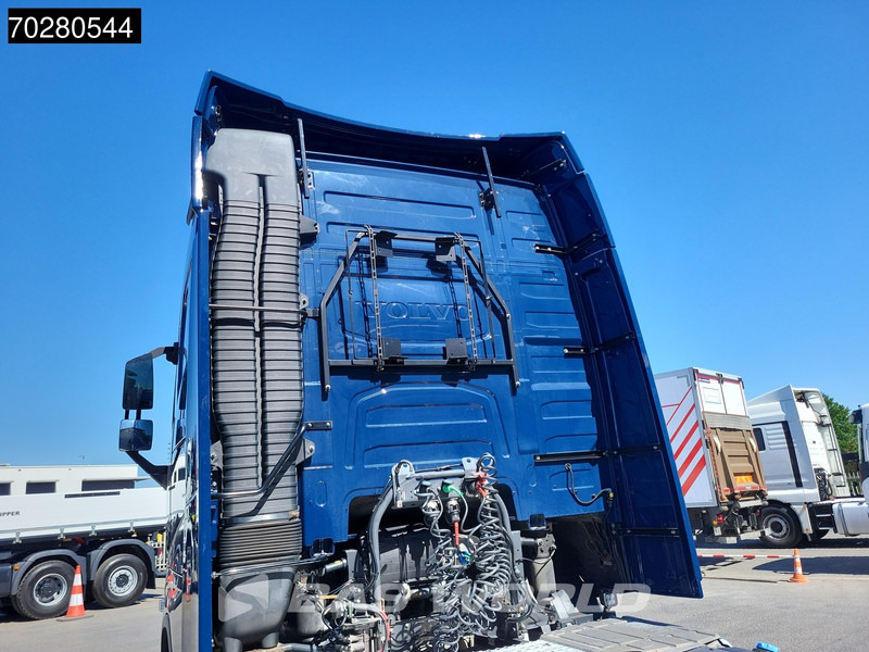 Volvo FH 460 FH 4X2 Low Mileage! VEB+ 2x Tanks - Trekker: afbeelding 3 Volvo FH 460 FH 4X2 Low Mileage! VEB+ 2x Tanks - Trekker: afbeelding 3