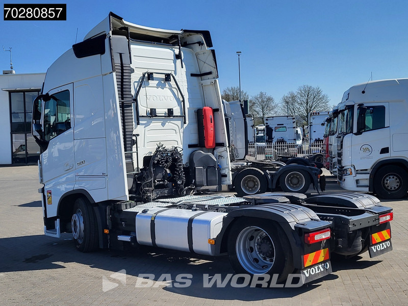 Volvo FH 500 4X2 Mega VEB+ 2x Tanks I-ParkCool Navi Xenon - Trekker: afbeelding 2 Volvo FH 500 4X2 Mega VEB+ 2x Tanks I-ParkCool Navi Xenon - Trekker: afbeelding 2