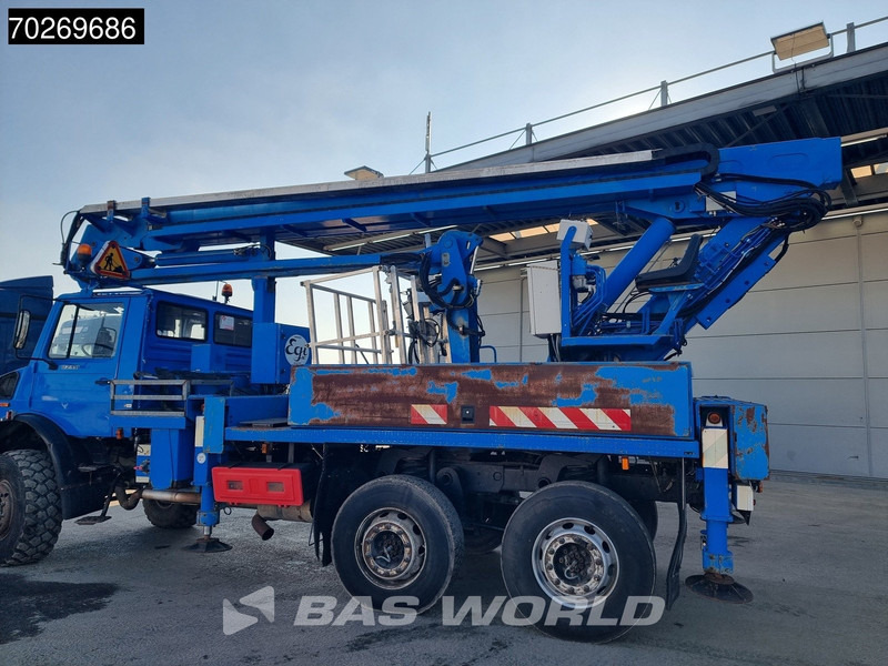 Unimog U2450L 6X6 Unimog Engin EGI TP 226 hubarbeitsbühne Manual Euro 2 - Kraanwagen: afbeelding 3 Unimog U2450L 6X6 Unimog Engin EGI TP 226 hubarbeitsbühne Manual Euro 2 - Kraanwagen: afbeelding 3