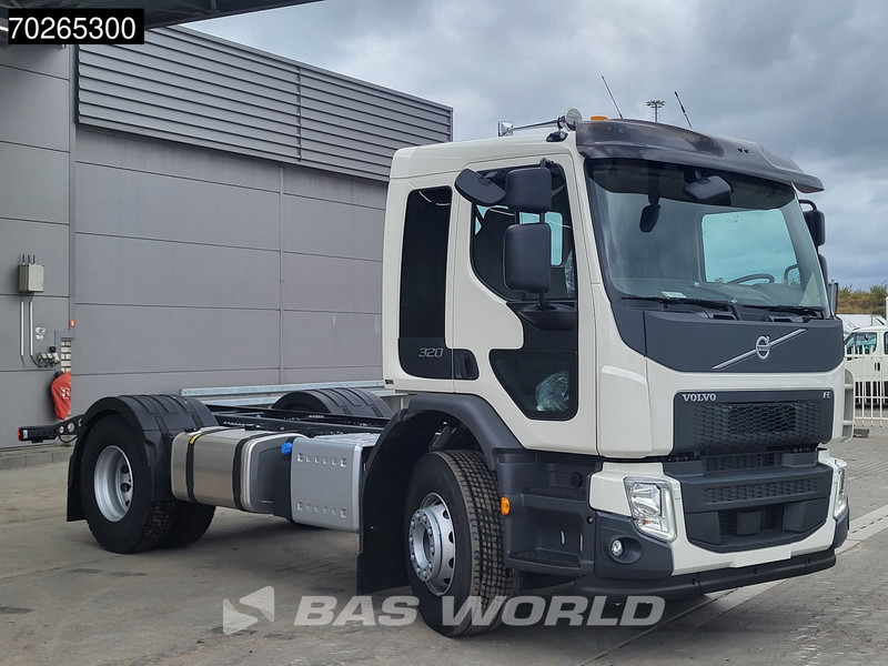 Volvo FE 320 4X2 NEW 18t chassis PTO Preparation Automatic Euro 6 - Chassis vrachtwagen: afbeelding 3 Volvo FE 320 4X2 NEW 18t chassis PTO Preparation Automatic Euro 6 - Chassis vrachtwagen: afbeelding 3