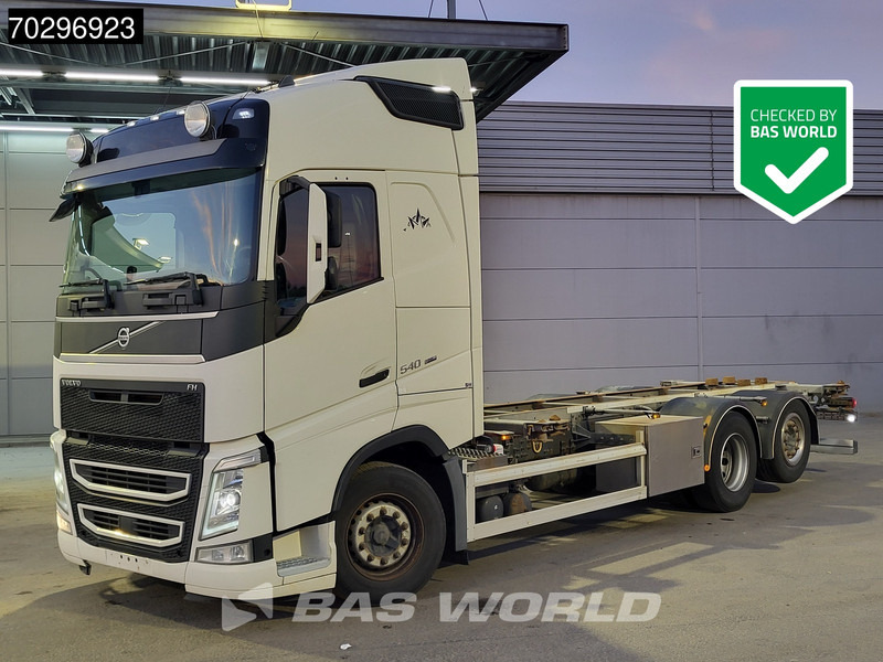 Volvo FH 540 6X2 Lift+Steering Axle ACC Automatic Retarder Euro 6 - Containertransporter/ Wissellaadbak vrachtwagen: afbeelding 1 Volvo FH 540 6X2 Lift+Steering Axle ACC Automatic Retarder Euro 6 - Containertransporter/ Wissellaadbak vrachtwagen: afbeelding 1