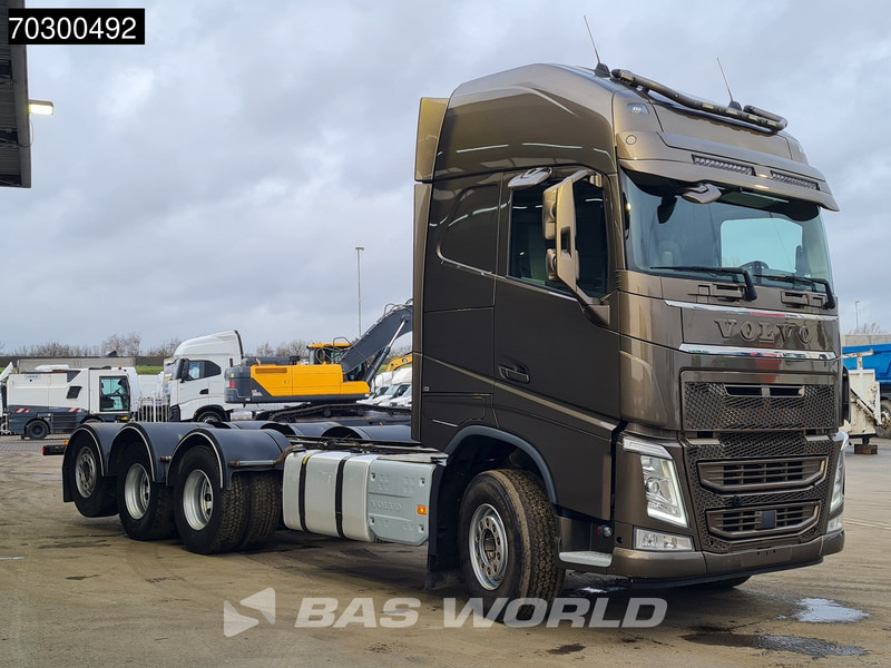Volvo FH 540 FH 8X4 Chassis Lift+Steering Axle Automatic VEB+ Euro 6 - Chassis vrachtwagen: afbeelding 3 Volvo FH 540 FH 8X4 Chassis Lift+Steering Axle Automatic VEB+ Euro 6 - Chassis vrachtwagen: afbeelding 3