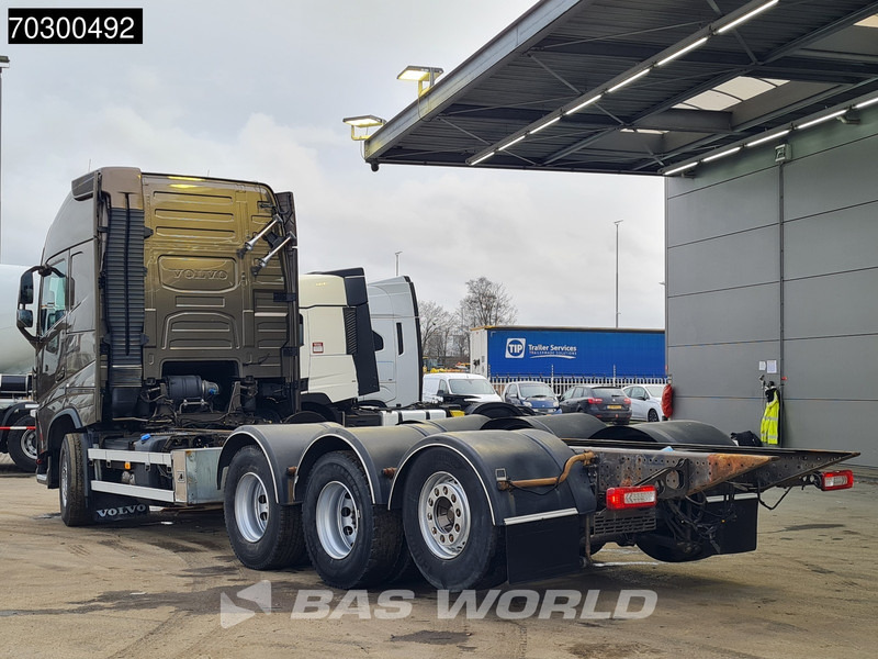 Volvo FH 540 FH 8X4 Chassis Lift+Steering Axle Automatic VEB+ Euro 6 - Chassis vrachtwagen: afbeelding 2 Volvo FH 540 FH 8X4 Chassis Lift+Steering Axle Automatic VEB+ Euro 6 - Chassis vrachtwagen: afbeelding 2