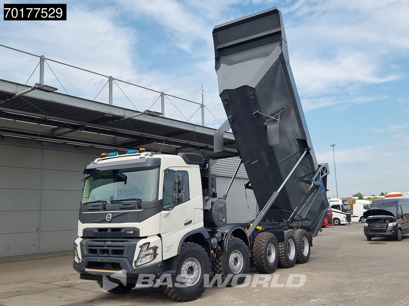 Volvo FMX 520 10X4 NEW 30m3 Mining tipper 50Tons Payload Retarder Euro 3 - Kipper vrachtwagen: afbeelding 3 Volvo FMX 520 10X4 NEW 30m3 Mining tipper 50Tons Payload Retarder Euro 3 - Kipper vrachtwagen: afbeelding 3