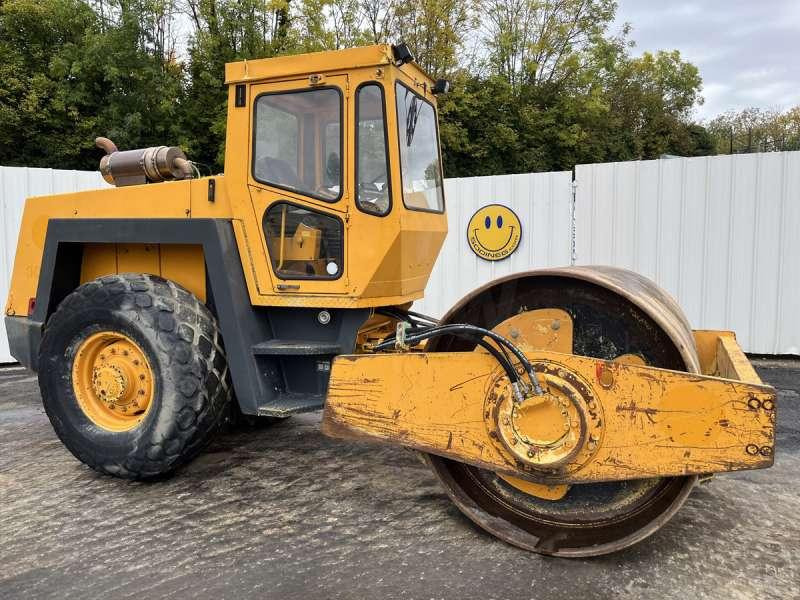Bomag BW213D - Combiwals: afbeelding 1 Bomag BW213D - Combiwals: afbeelding 1