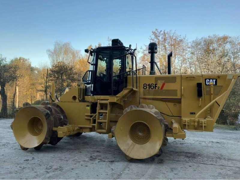 Caterpillar 816F2 - Schapenpootwals/ Grondverdichter: afbeelding 1 Caterpillar 816F2 - Schapenpootwals/ Grondverdichter: afbeelding 1