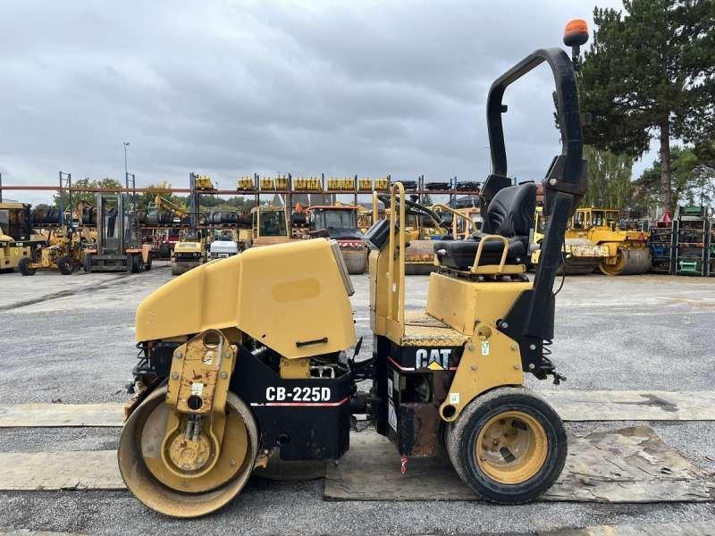 Caterpillar CB225D - Combiwals: afbeelding 4 Caterpillar CB225D - Combiwals: afbeelding 4