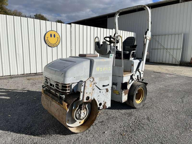 Caterpillar Compacteur Tandem / Double Billes CB225E - Asfaltwals: afbeelding 2 Caterpillar Compacteur Tandem / Double Billes CB225E - Asfaltwals: afbeelding 2