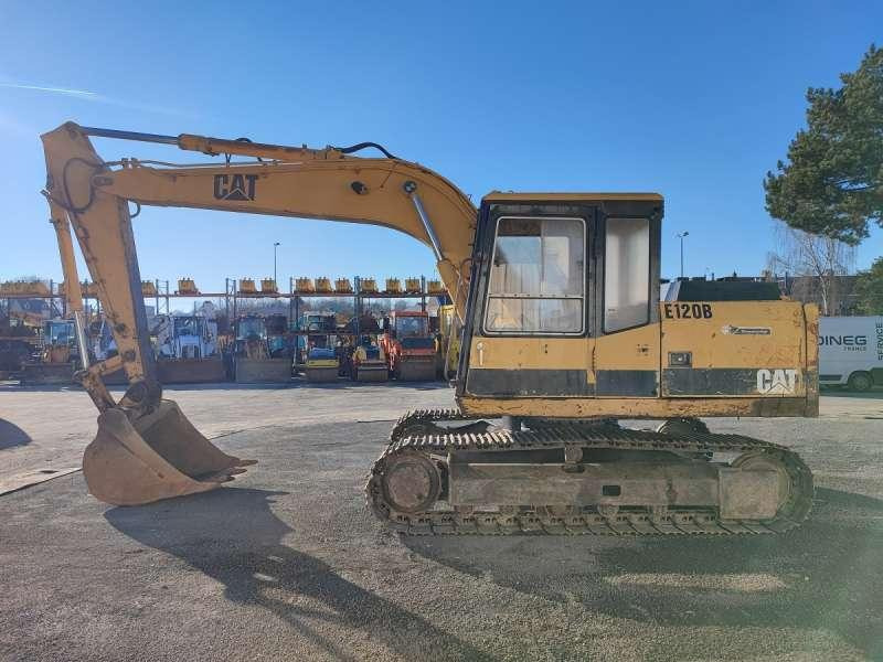Caterpillar E120B - Rupsgraafmachine: afbeelding 4 Caterpillar E120B - Rupsgraafmachine: afbeelding 4