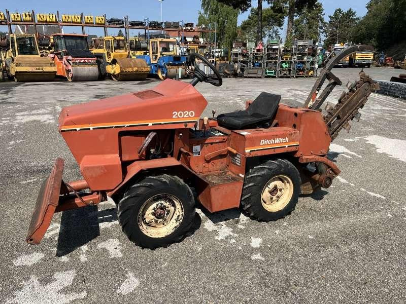 DITCH WITCH 2020K - Sleuvengraver: afbeelding 3 DITCH WITCH 2020K - Sleuvengraver: afbeelding 3