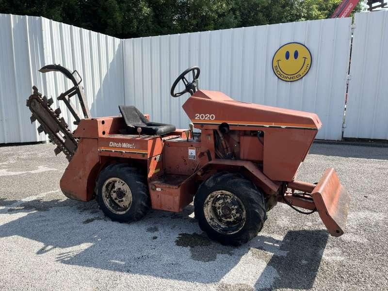 DITCH WITCH 2020K - Sleuvengraver: afbeelding 1 DITCH WITCH 2020K - Sleuvengraver: afbeelding 1