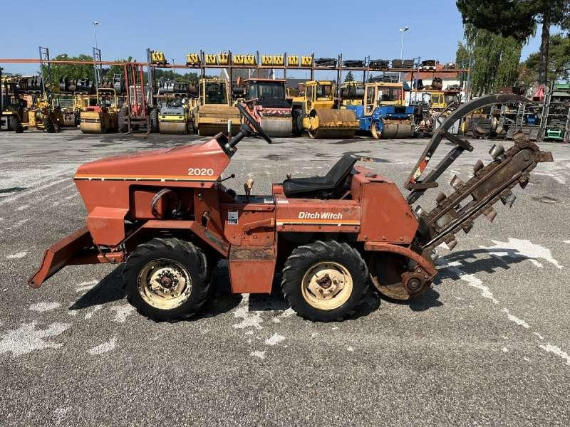 DITCH WITCH 2020K - Sleuvengraver: afbeelding 4 DITCH WITCH 2020K - Sleuvengraver: afbeelding 4