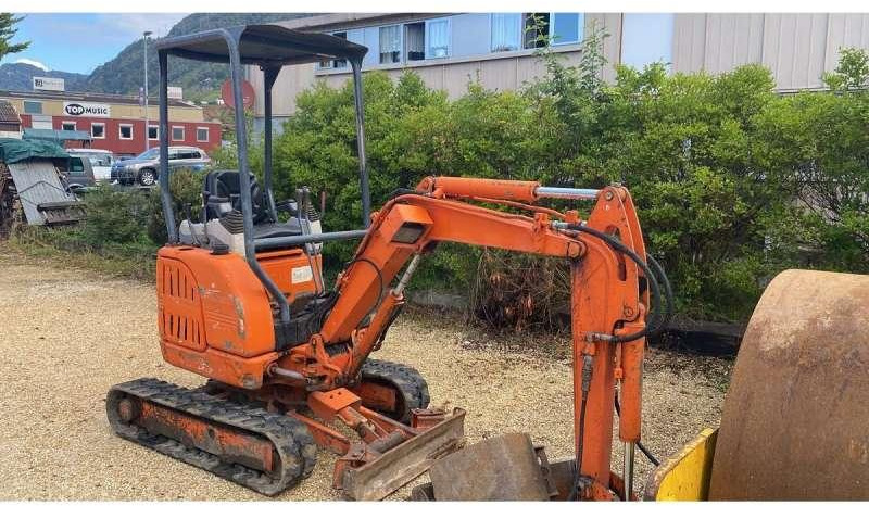 Ihi 15NX MACHINE SUISSE - Minigraafmachine: afbeelding 2 Ihi 15NX MACHINE SUISSE - Minigraafmachine: afbeelding 2
