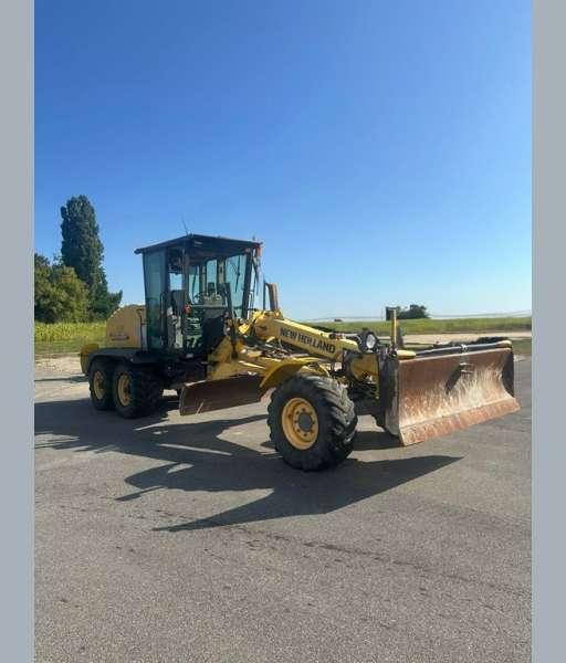 New Holland F106.6A 6X6 MACHINE SUISSE - Grader: afbeelding 2 New Holland F106.6A 6X6 MACHINE SUISSE - Grader: afbeelding 2