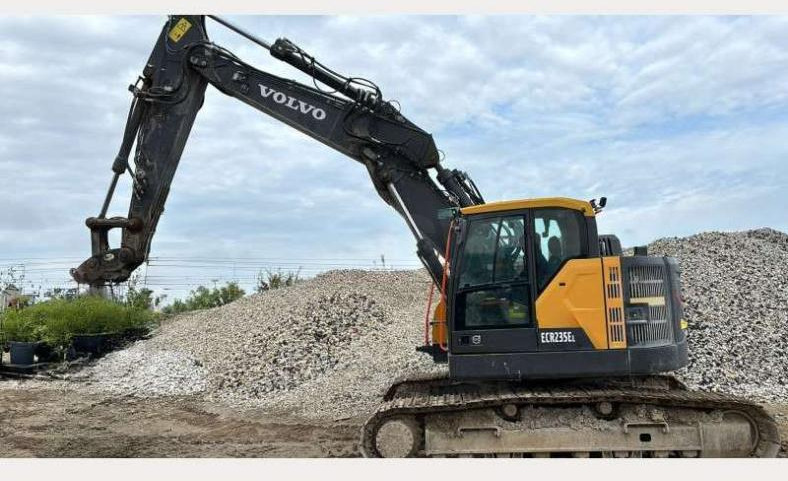Volvo ECR235EL - Rupsgraafmachine: afbeelding 1 Volvo ECR235EL - Rupsgraafmachine: afbeelding 1