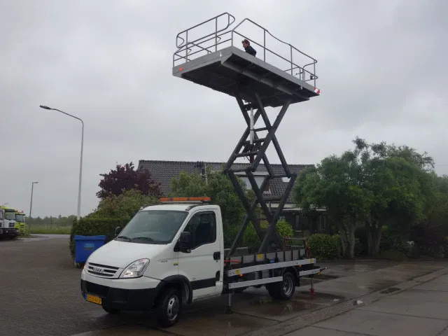 Iveco Daily 40C15 SKY WORKER PLATFORM - Bedrijfswagen: afbeelding 1 Iveco Daily 40C15 SKY WORKER PLATFORM - Bedrijfswagen: afbeelding 1