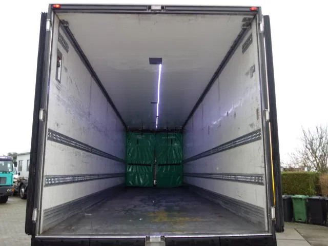 Koelwagen oplegger Chereau 3 AXEL,2 ASSENGESTUURD,1 LIFTAS,APK GEKEURD: afbeelding 10 Koelwagen oplegger Chereau 3 AXEL,2 ASSENGESTUURD,1 LIFTAS,APK GEKEURD: afbeelding 10