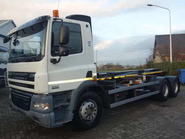 DAF 85.410 CF 6X4 SLEEL SPRINGS MANUAL GEARBOX - Haakarmsysteem vrachtwagen: afbeelding 3 DAF 85.410 CF 6X4 SLEEL SPRINGS MANUAL GEARBOX - Haakarmsysteem vrachtwagen: afbeelding 3