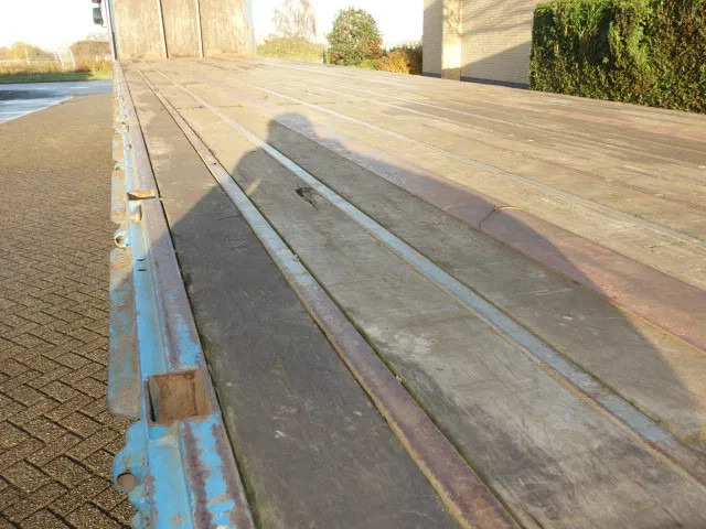 H&W 3asser met rongpotten,1X LIFTAXEL,1X STEERING AXEL - Vlakke/ Open oplegger: afbeelding 3 H&W 3asser met rongpotten,1X LIFTAXEL,1X STEERING AXEL - Vlakke/ Open oplegger: afbeelding 3